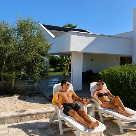 Villa Emilia San Vito (Apulia)